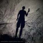 What are the differences between selfies and self-portraits?  The Selfie vs Self Portrait debate uncovers if they have the same artistic appeal.