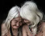 Silver linings: a photo essay on aging gracefully. Advice on photographing senior citizens using natural lighting and close cropping