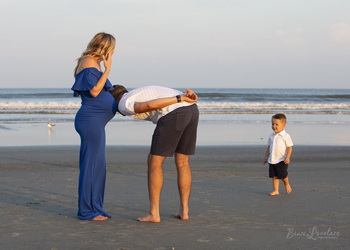 Creative maternity portrait