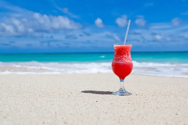 beach drink on sand