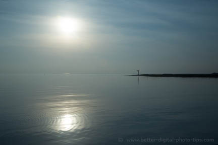 Symmetric seascape composition