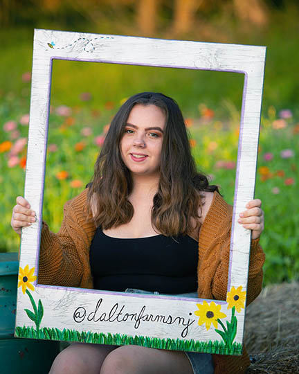 Framed pose senior portrait