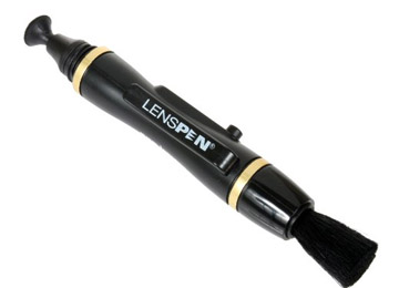 Lens cleaning pen