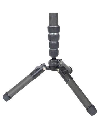 Monopod With Folding Feet