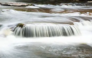 waterfall blur effect