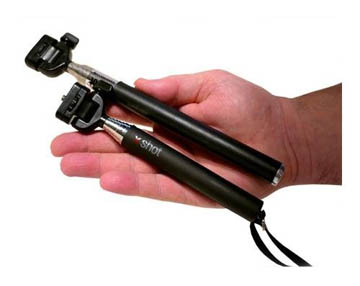 Size comparison - two different monopods for selfies that have different lengths and rigidity