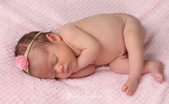 Soft light baby photo